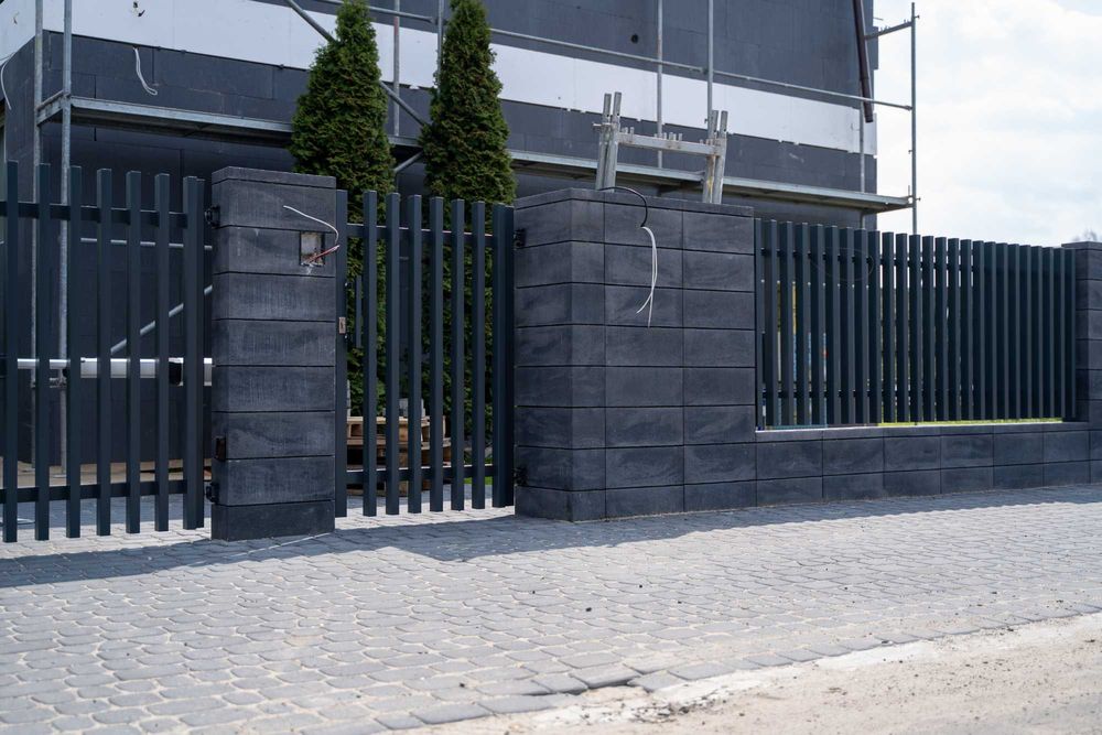 OGRODZENIE frontowe, nowoczesne, grzebieniowe KONSPORT