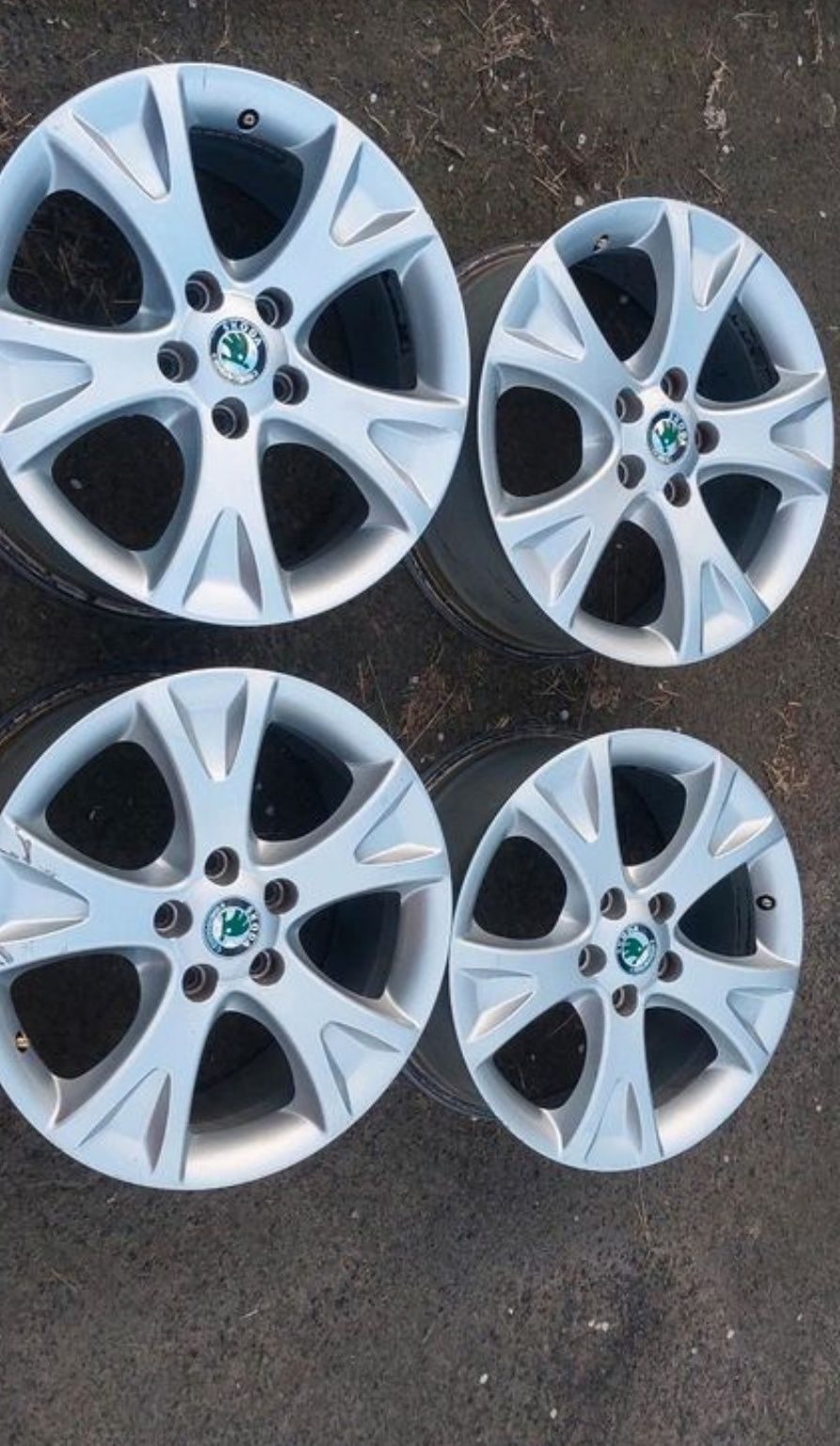 Oryginalne alufelgi skoda aluminiowe 5x112 ET45 17cali Seat Vw Audi