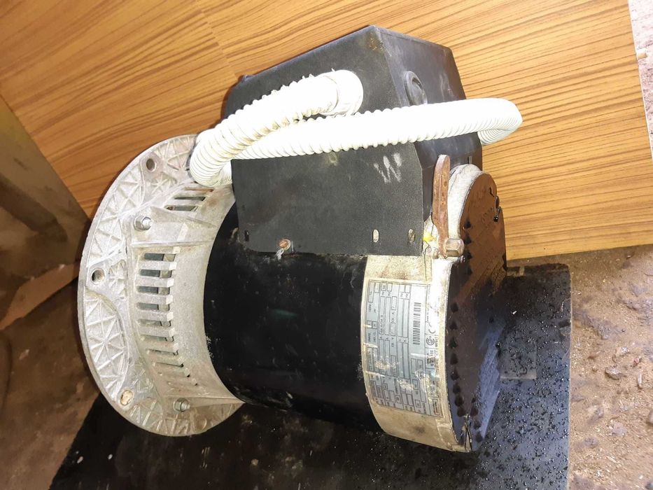 agregat prądotwórczy 240/115V 8KVA