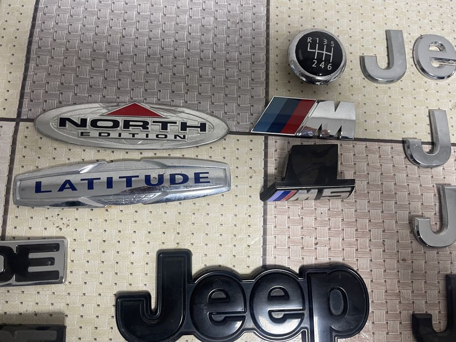 Шильдик (напис, емблема) Jeep Compass Patriot Renegade Golf