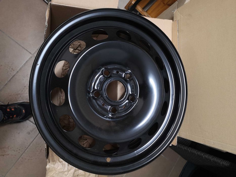 felgi stalowe 16 czarne skoda - vw