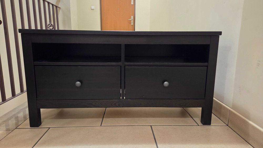 Komoda RTV Hemnes ciemny brąz szer. 110cm