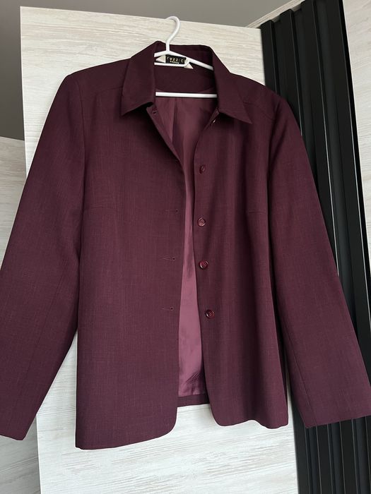 Піджак Zara та вінтажний бордовий