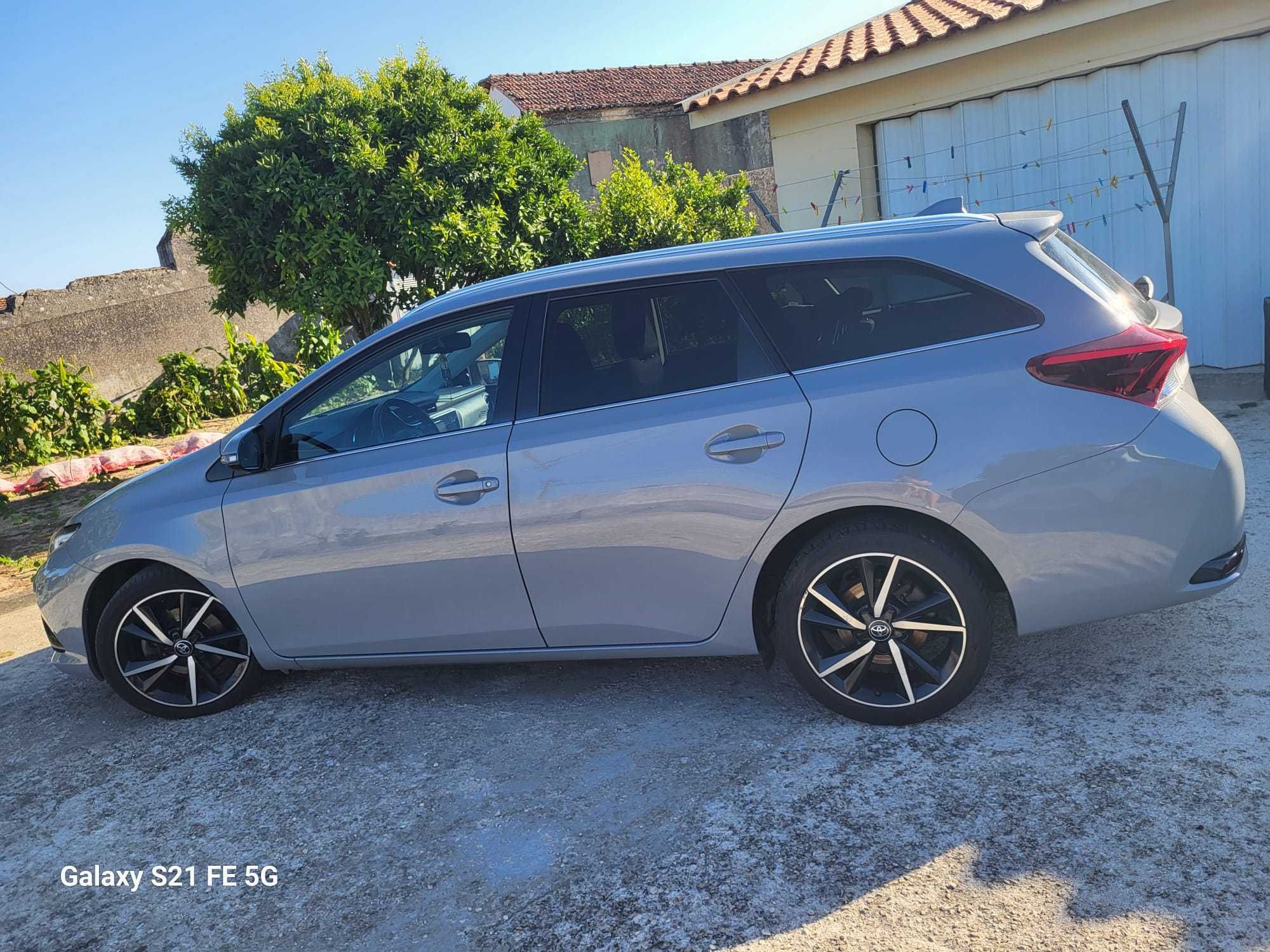 Carrinha Toyota Auris