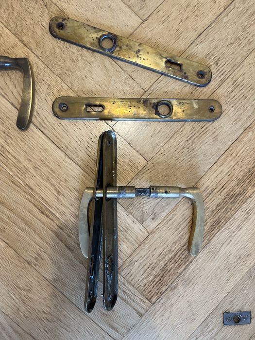 Stare mosiezne klamki