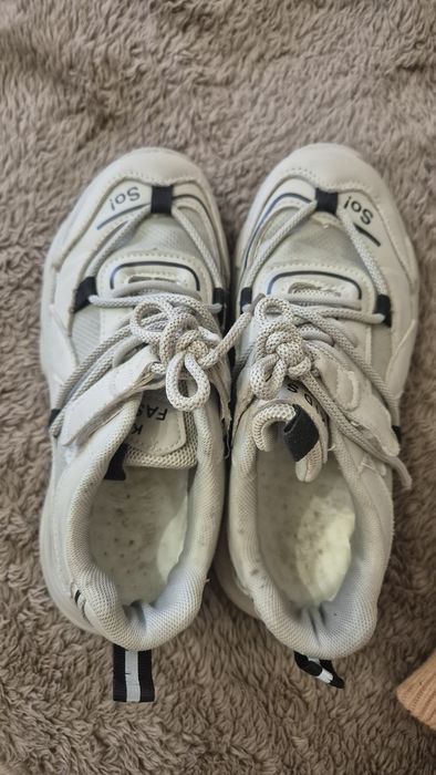 Кросівки для дівчинки