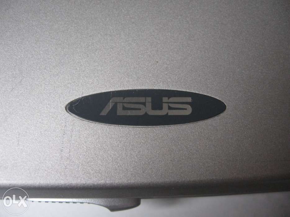 Portátil/ laptop asus m1300