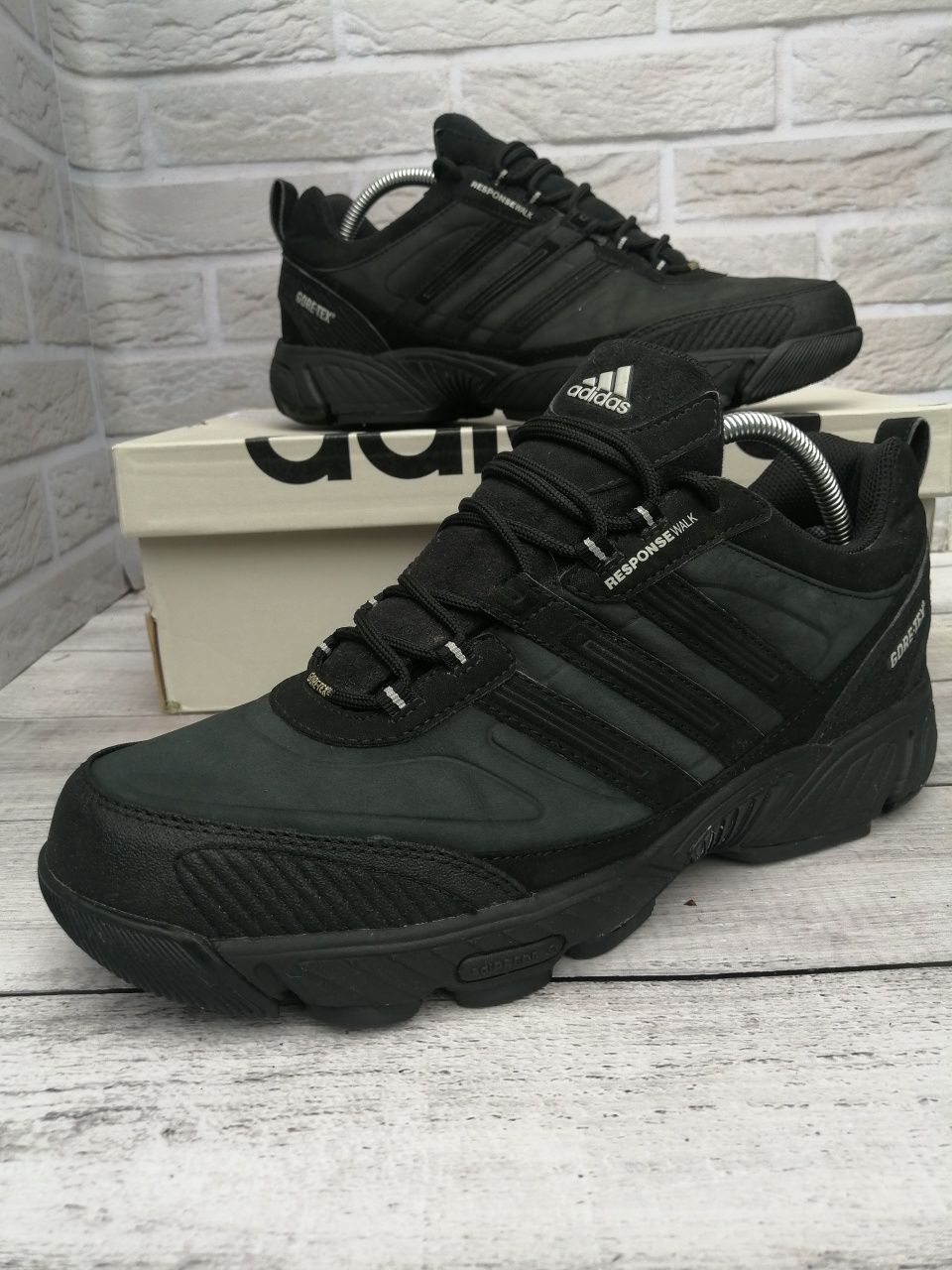 Кросівки adidas GORE-TEX