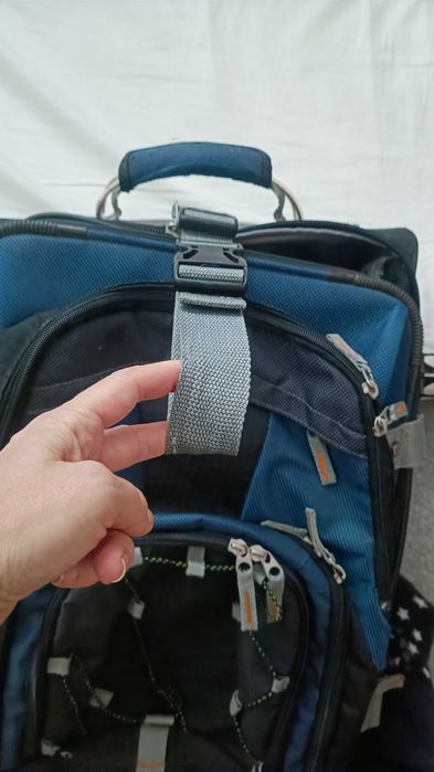 Walizka na kółkach 55 x 35 x 25-33