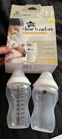 Butelki Tommee Tippee (3m+ 2 sztuki  340 ml)