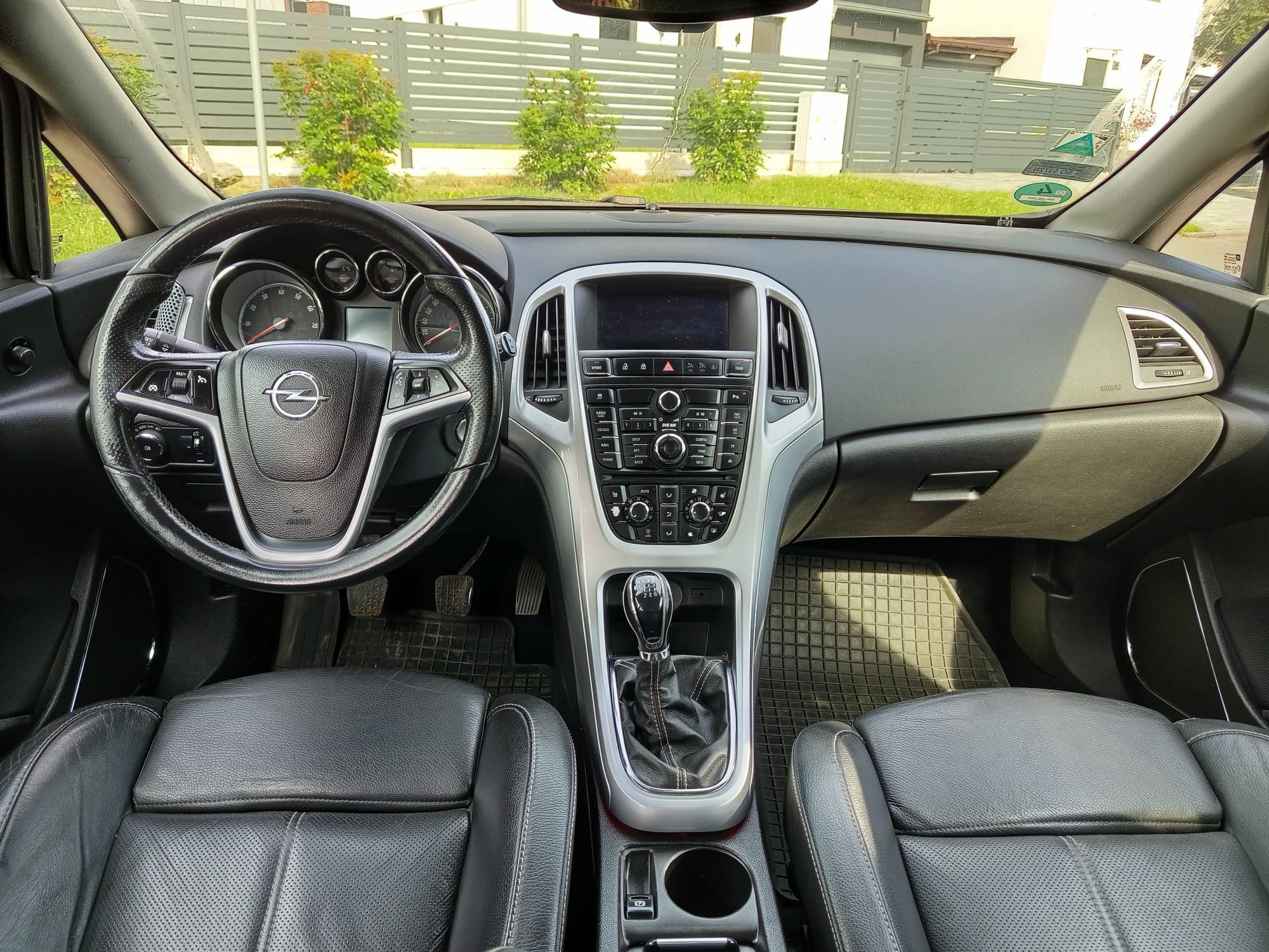 Opel Astra 2010 1.4 turbo super stan
