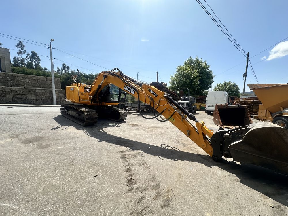 Giratoria KCB JS145