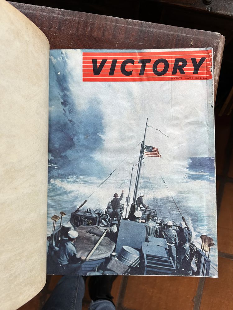 livro raro Victory - Publicada pela CROWELL-Collier publishing Company
