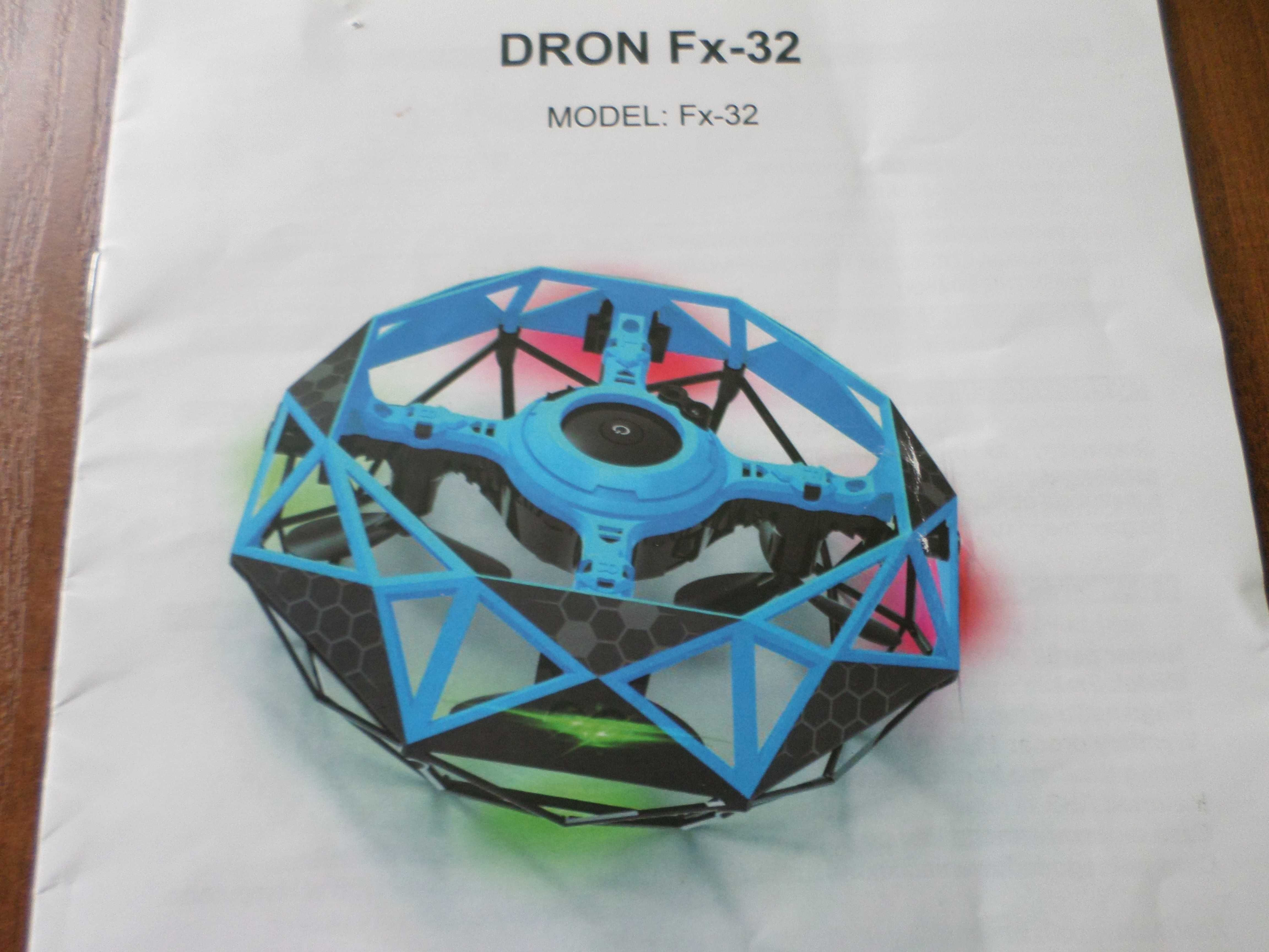 Dron sterowany FX 32