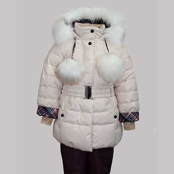 Пуховый комплект зимний для девочки