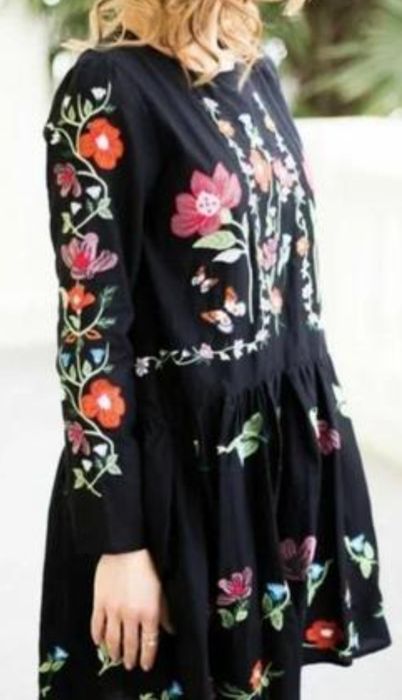 Вишита сукня Zara XS