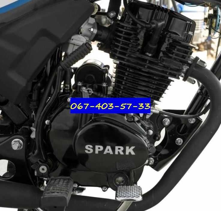 Дорожній мотоцикл двомісний Spark SP150R-14 на 150 кубів.