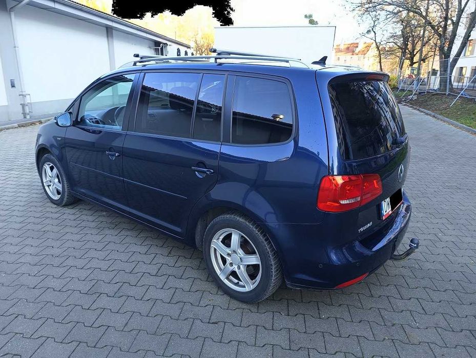 Touran 2.0 Diesel DSG automat 7osób Zarejestrowany Panorama Navi HAK