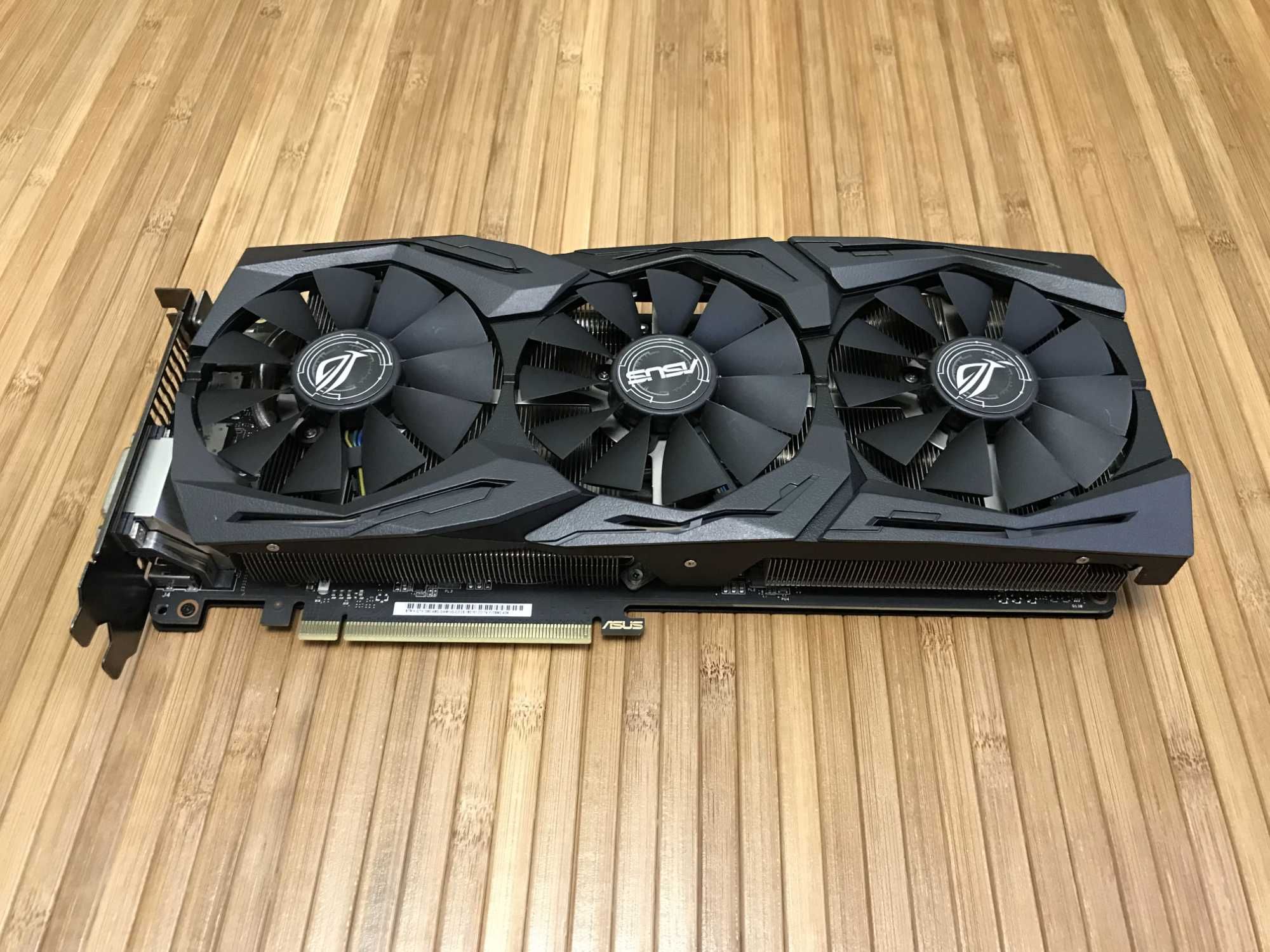 Видеокарта Asus ROG Strix GTX 1080  8GB GDDR5X (256bit)