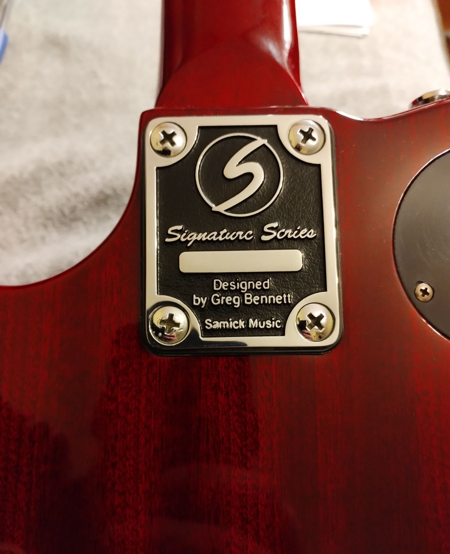 Gitara elektryczna typu les paul Samick AV1+Gratis pokrowiec.