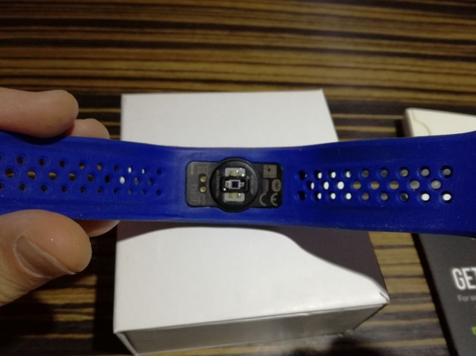 Mio FUSE - Monitor aktywności fizycznej + pulsometr Bluetooth 4.0 LED/