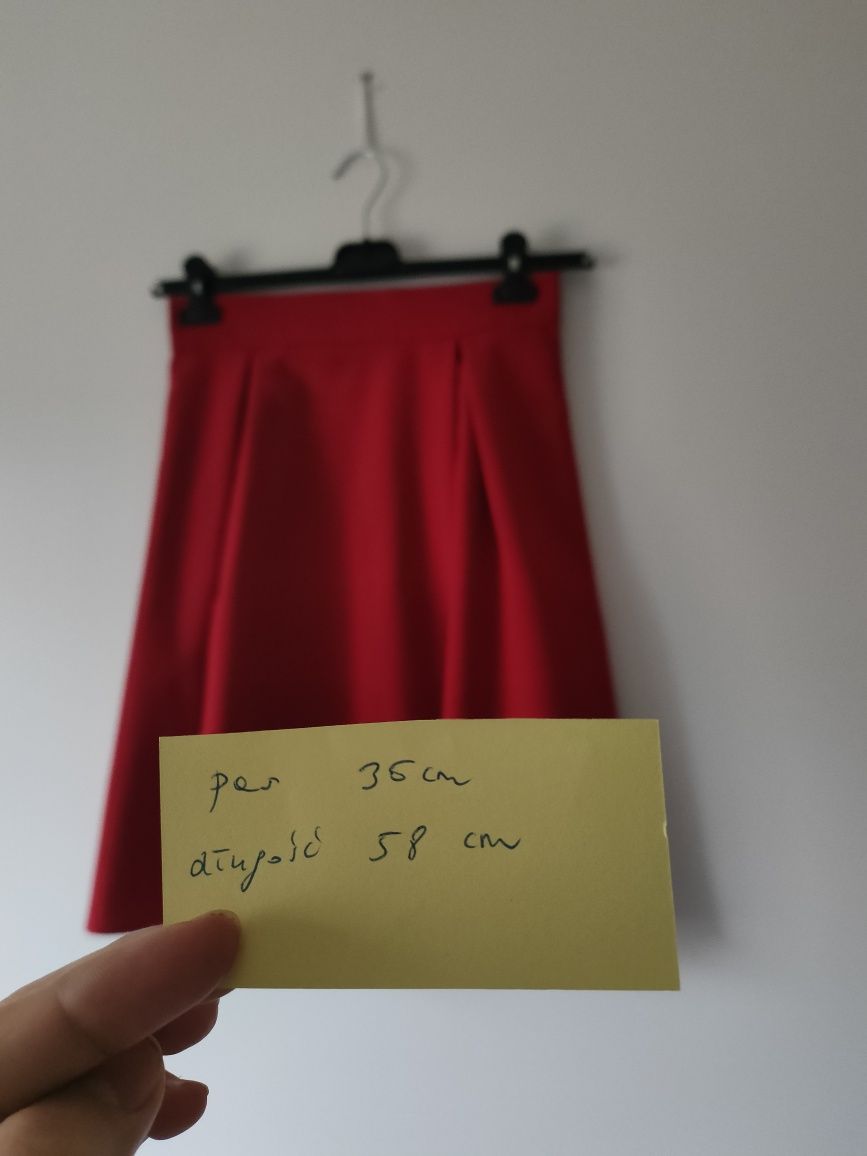 Spódnica czerwona suwak elegancka rozkloszowana S 36 38 M