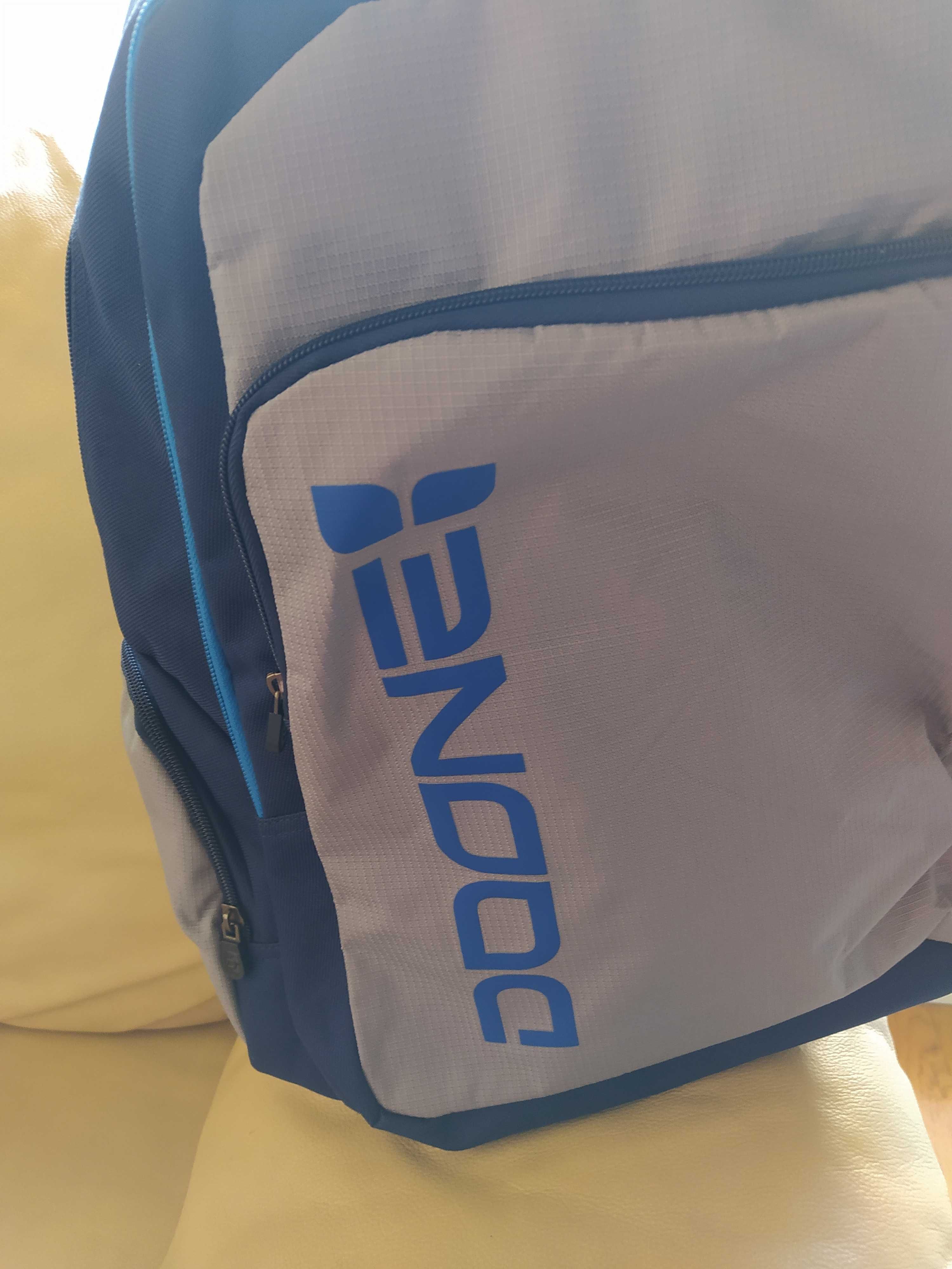 Mochila escolar Doone - NOVO