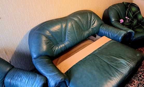 Skórzana Sofa + 2 fotele używana w bardzo dobrym stanie.TANIO