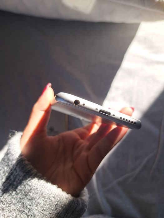 Iphone 6s danificado