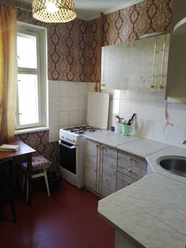 3к роздільна 70кв. у дворі Лифаря/Сабурова 18 Троєщина поряд ТРЦ Район