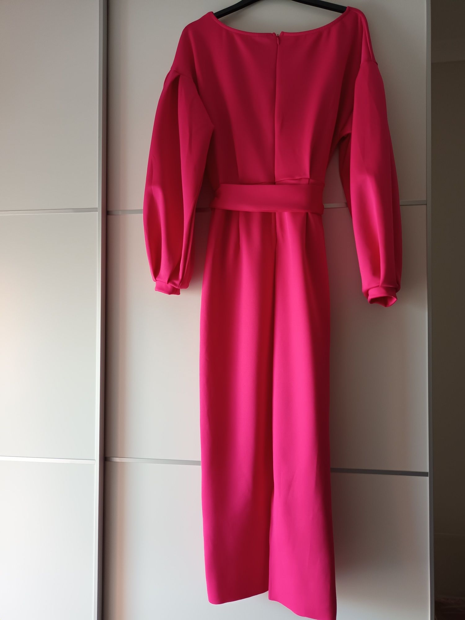 Vestido comprido rosa forte