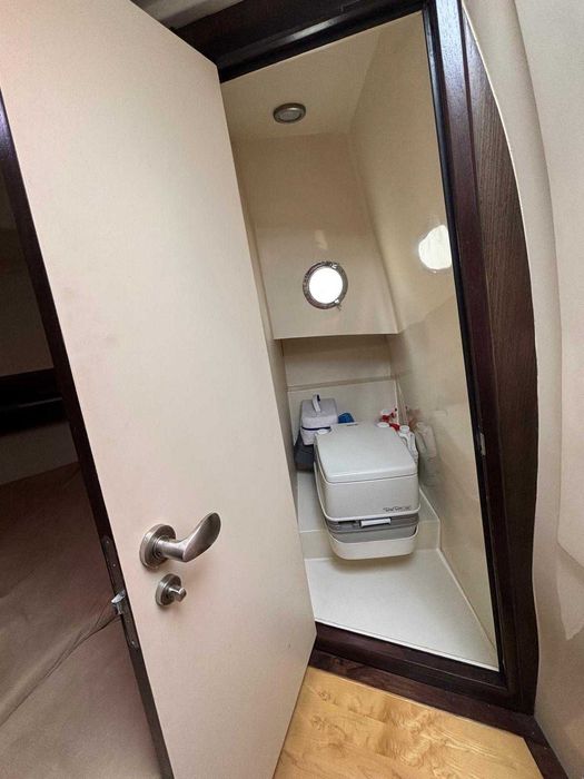 Jacht motorowy łódź kabinowa z 2007 roku