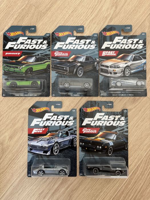 Hot Wheels Fast & Furious z 2021 roku - Zestaw 5 autek