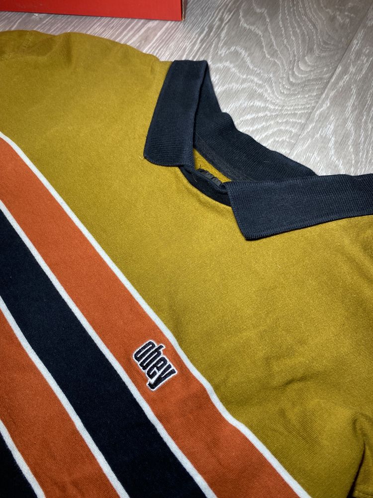 Світшот Obey