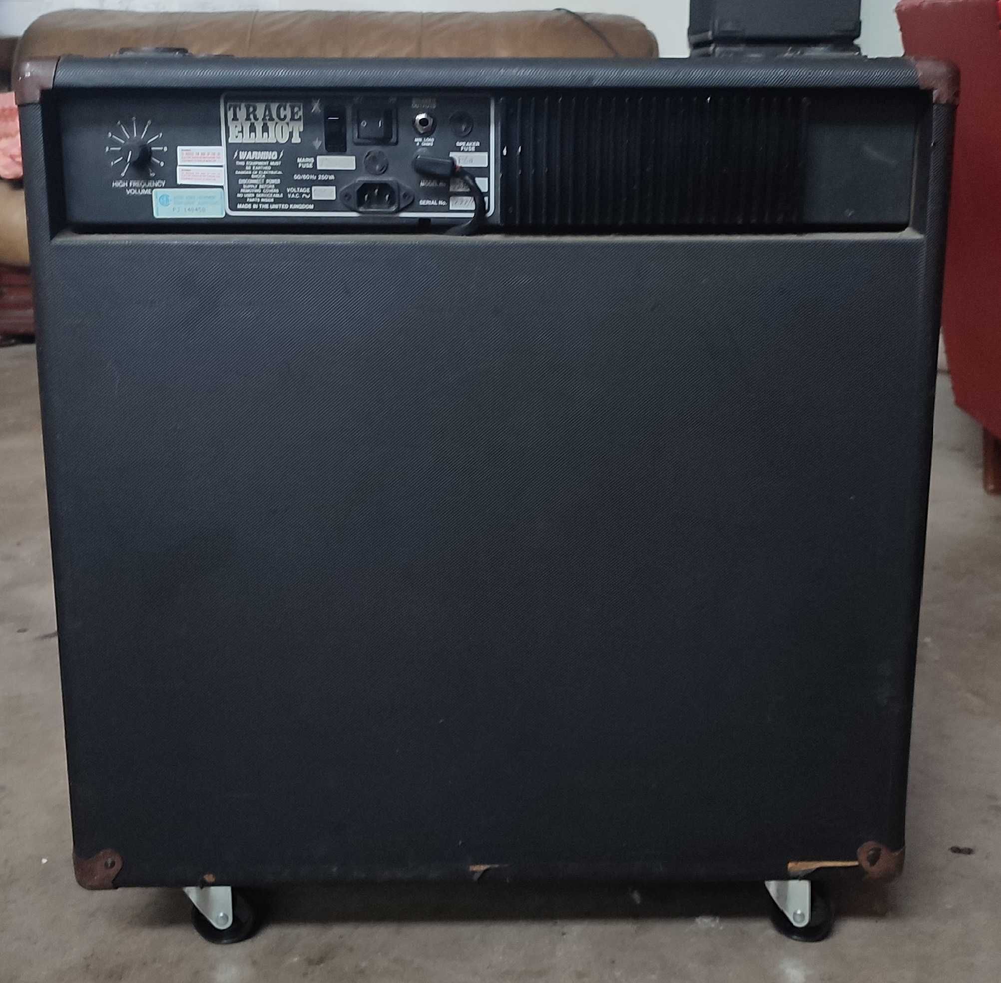 Amplificador Baixo Trace Elliot Series 6 GPT 7  200 Watts
