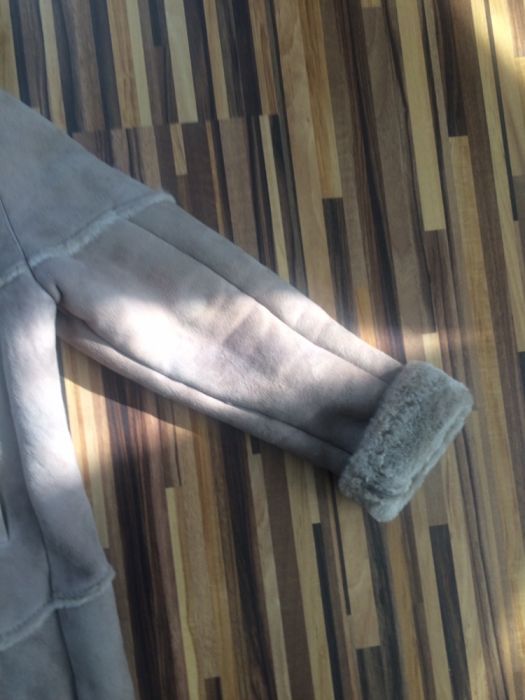 Kożuszek kożuch nowy z kapturem rozm 128