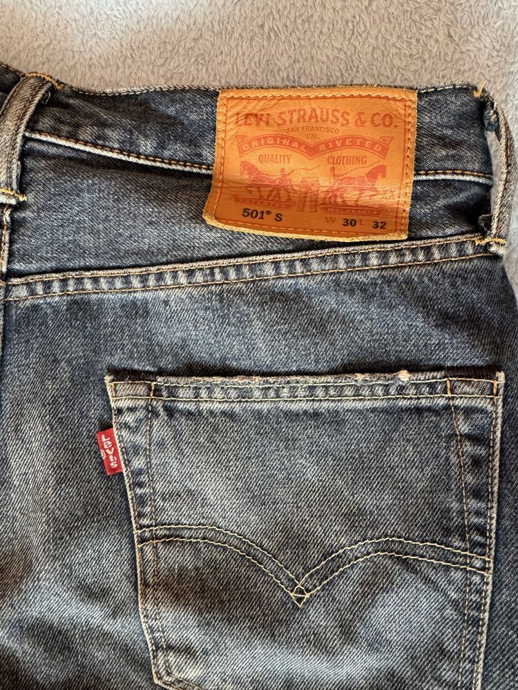 Оригінальні джинси Levis 501 W30 L32