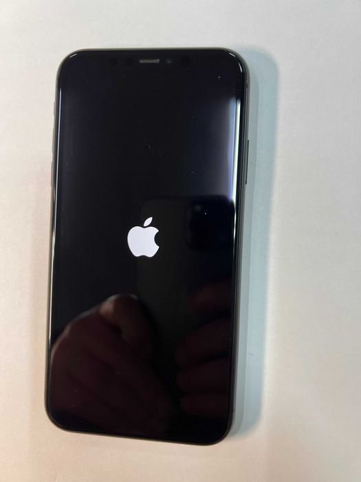 Продам Aple iPhone 11, 64 Gb, чорний