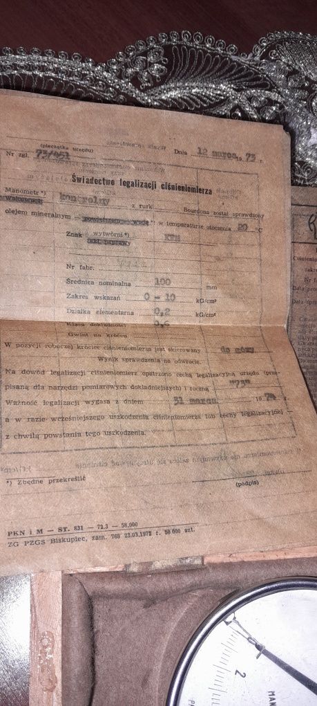 Manometr kontrolny