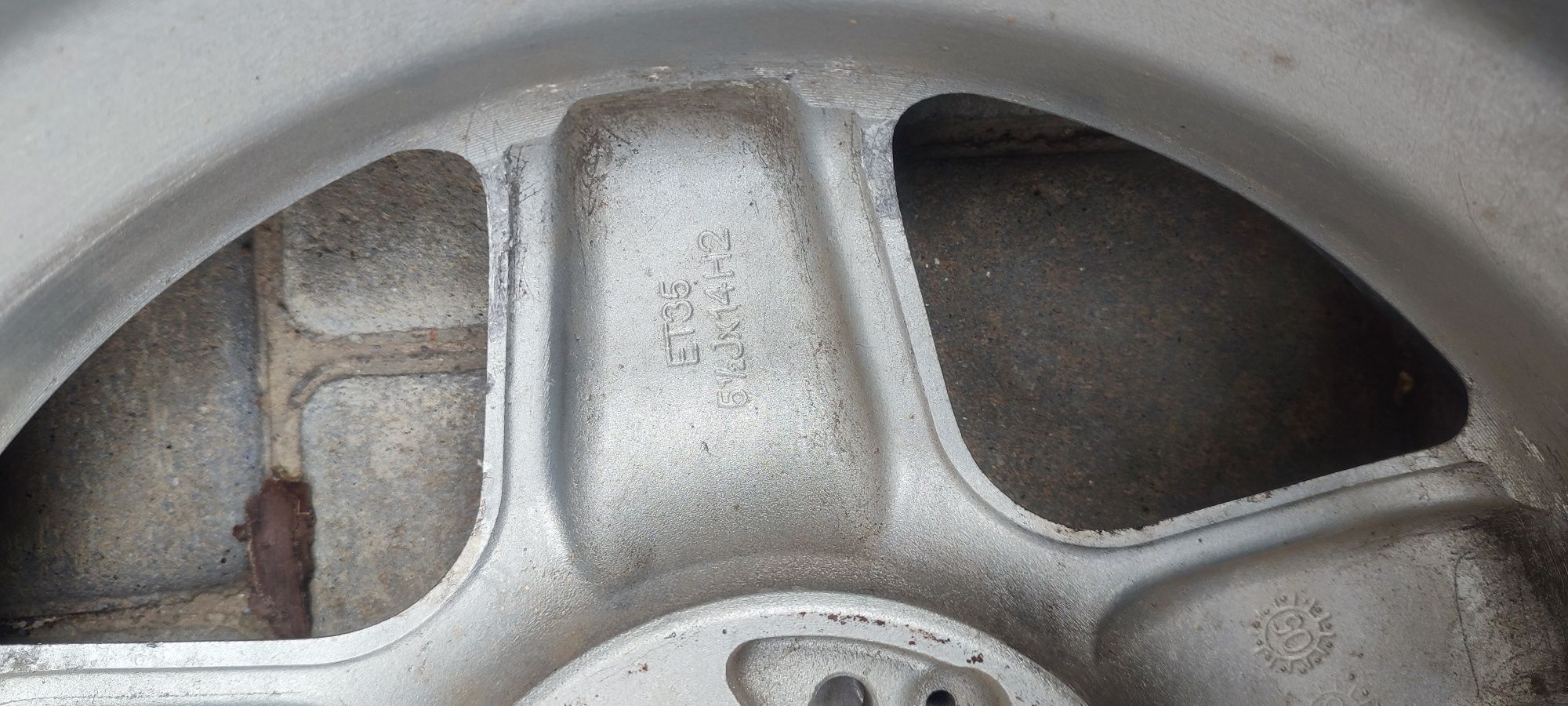 Диски легкосплавні r14
