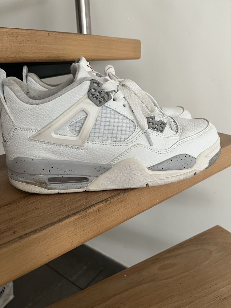 Air Jordans Retro 4