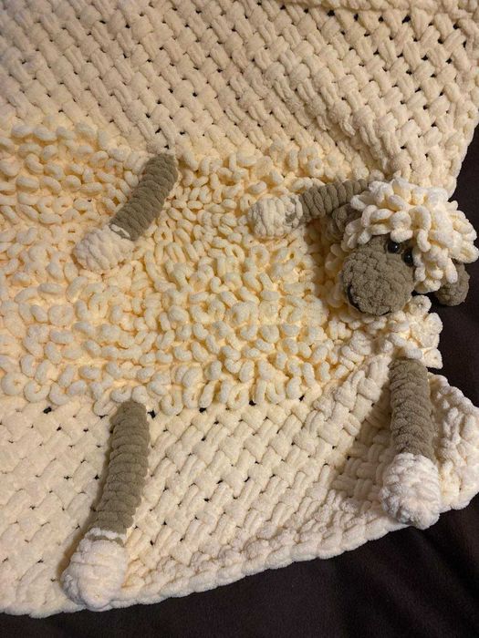 Баранчик Шон 3 в 1 іграшка, плед ,килимок.