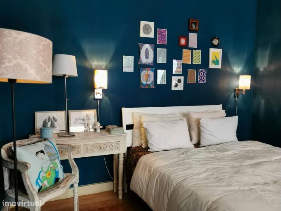 713730 - Quarto com cama de casal em...