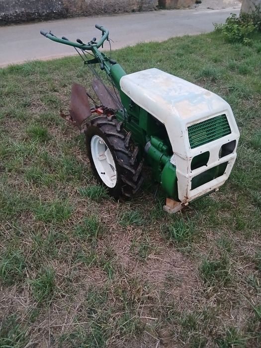Vendo motoculivador 18cv motor Lombardini