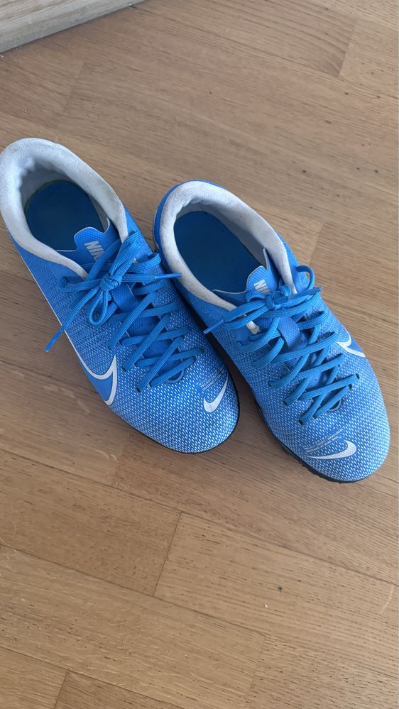 Сороконіжки Nike Messi 36.5р.