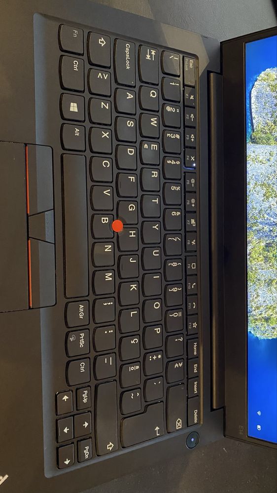 Lenovo E14 32GB Intel I7 G7 2.80 GHz 1TB Disco