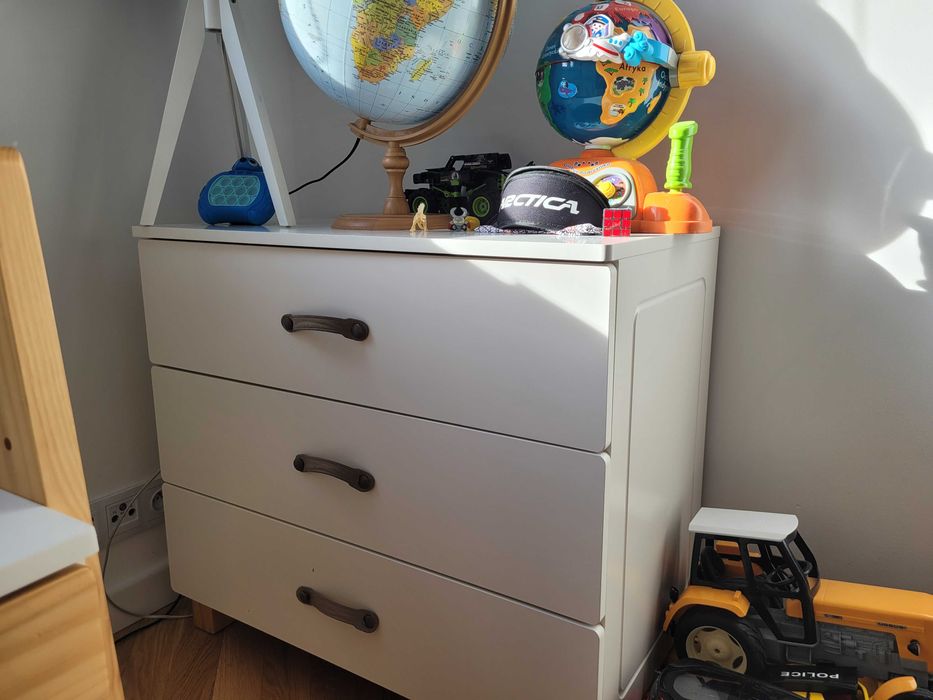 Zestaw mebli dla dzieci WallenfelsCory łóżko domek komoda biurko szafa