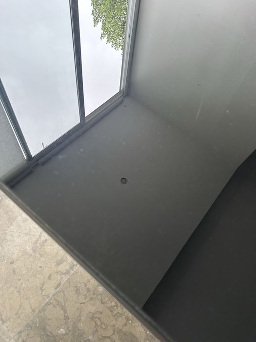 Mesa quadrada tampo de vidro