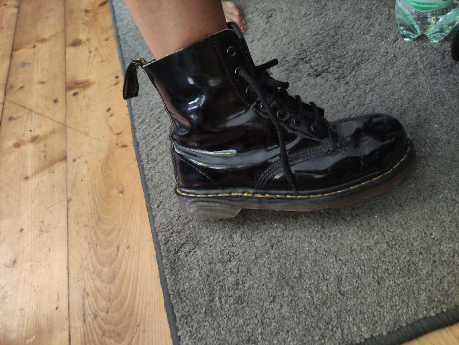 Dr.Martens glany,trapery błyszczące czarne 38