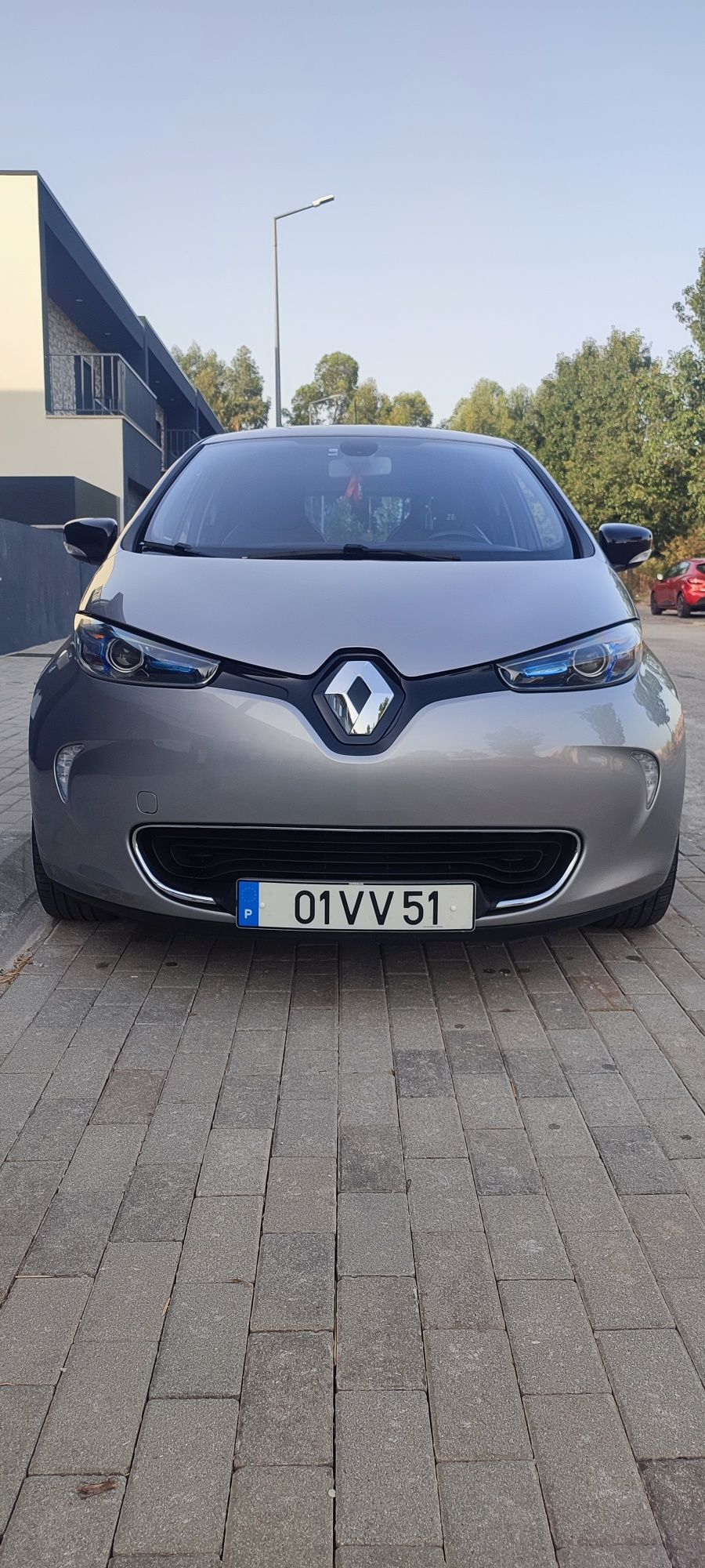 Zoe 22kw R90 bateria própria